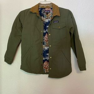 Olive green Patagonia.